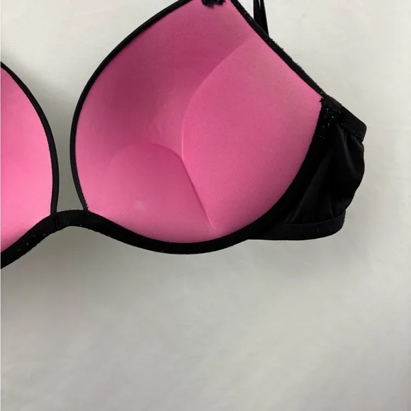 PINK Victoria's Secret Black Wear Everywhere Super Push Up Bra Sz 36C - Picture 8 of 13